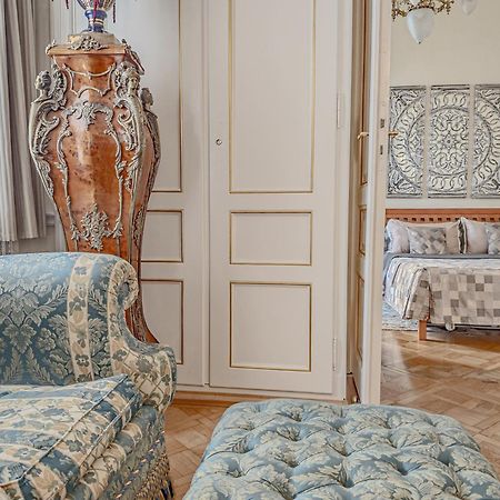 Unique Location With Hot-Tub, Terrace And Garden Villa Prague Ngoại thất bức ảnh