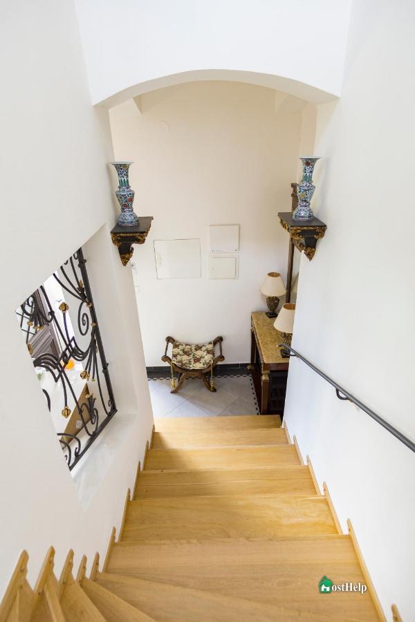 Unique Location With Hot-Tub, Terrace And Garden Villa Prague Ngoại thất bức ảnh