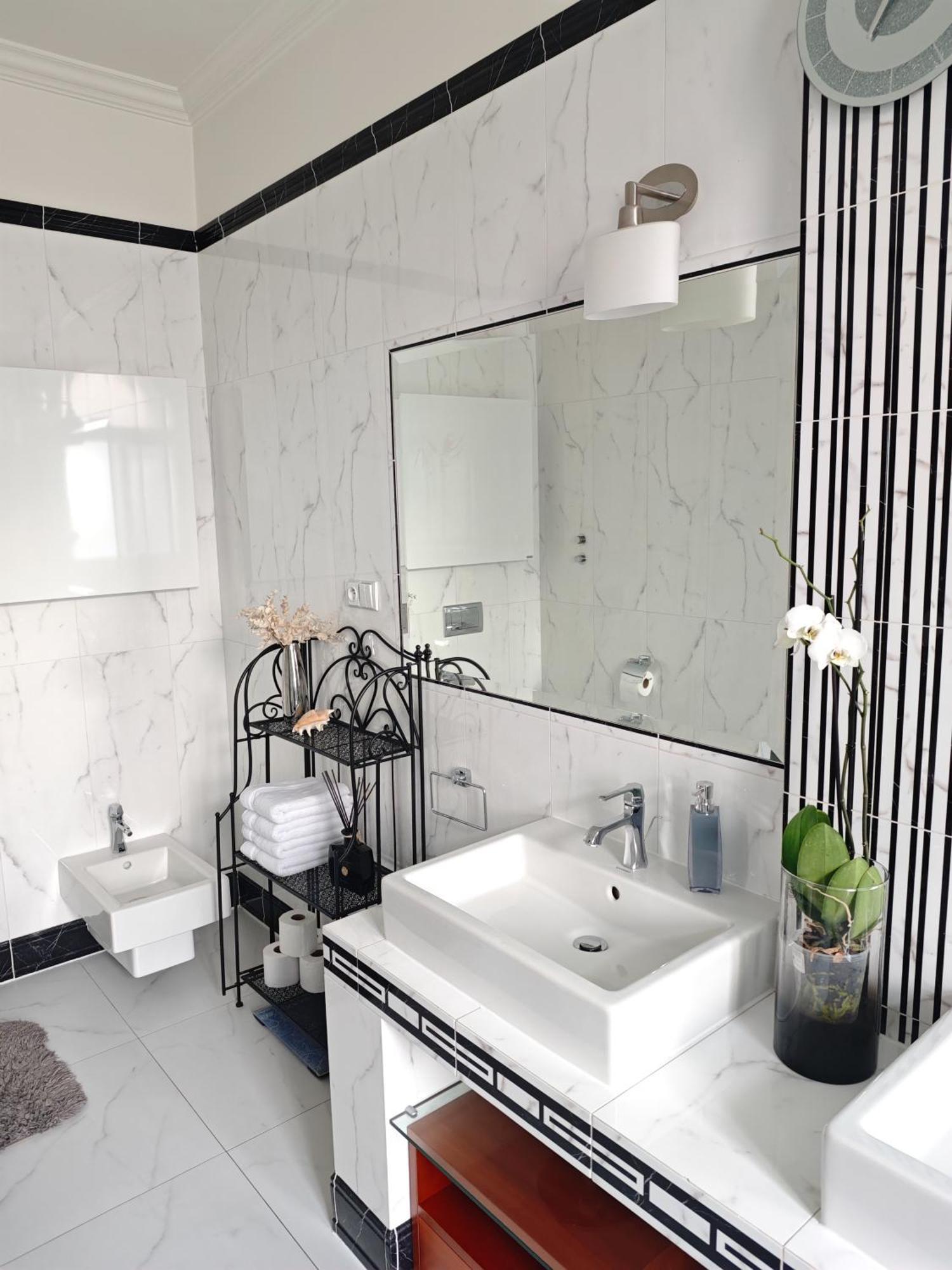 Unique Location With Hot-Tub, Terrace And Garden Villa Prague Ngoại thất bức ảnh