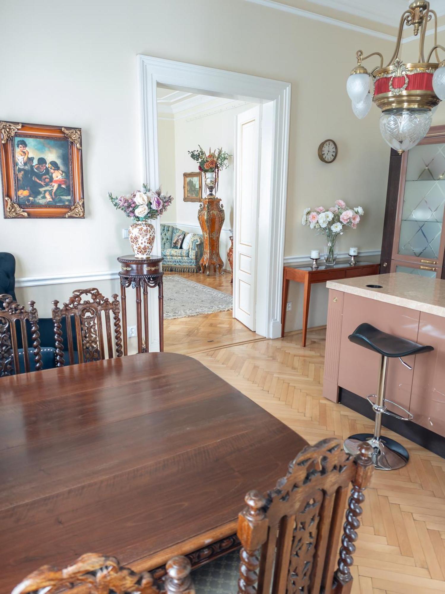 Unique Location With Hot-Tub, Terrace And Garden Villa Prague Ngoại thất bức ảnh
