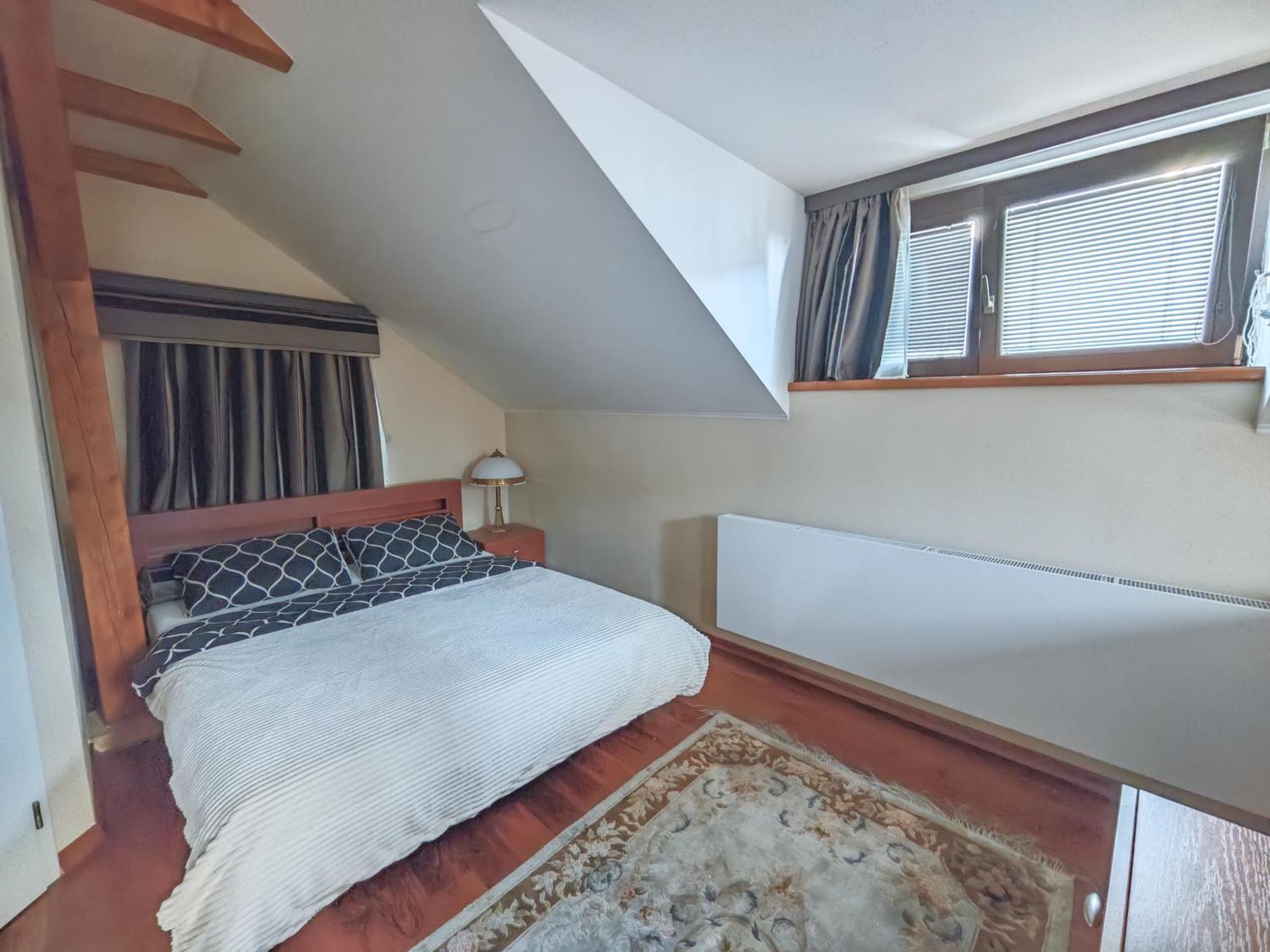 Unique Location With Hot-Tub, Terrace And Garden Villa Prague Ngoại thất bức ảnh